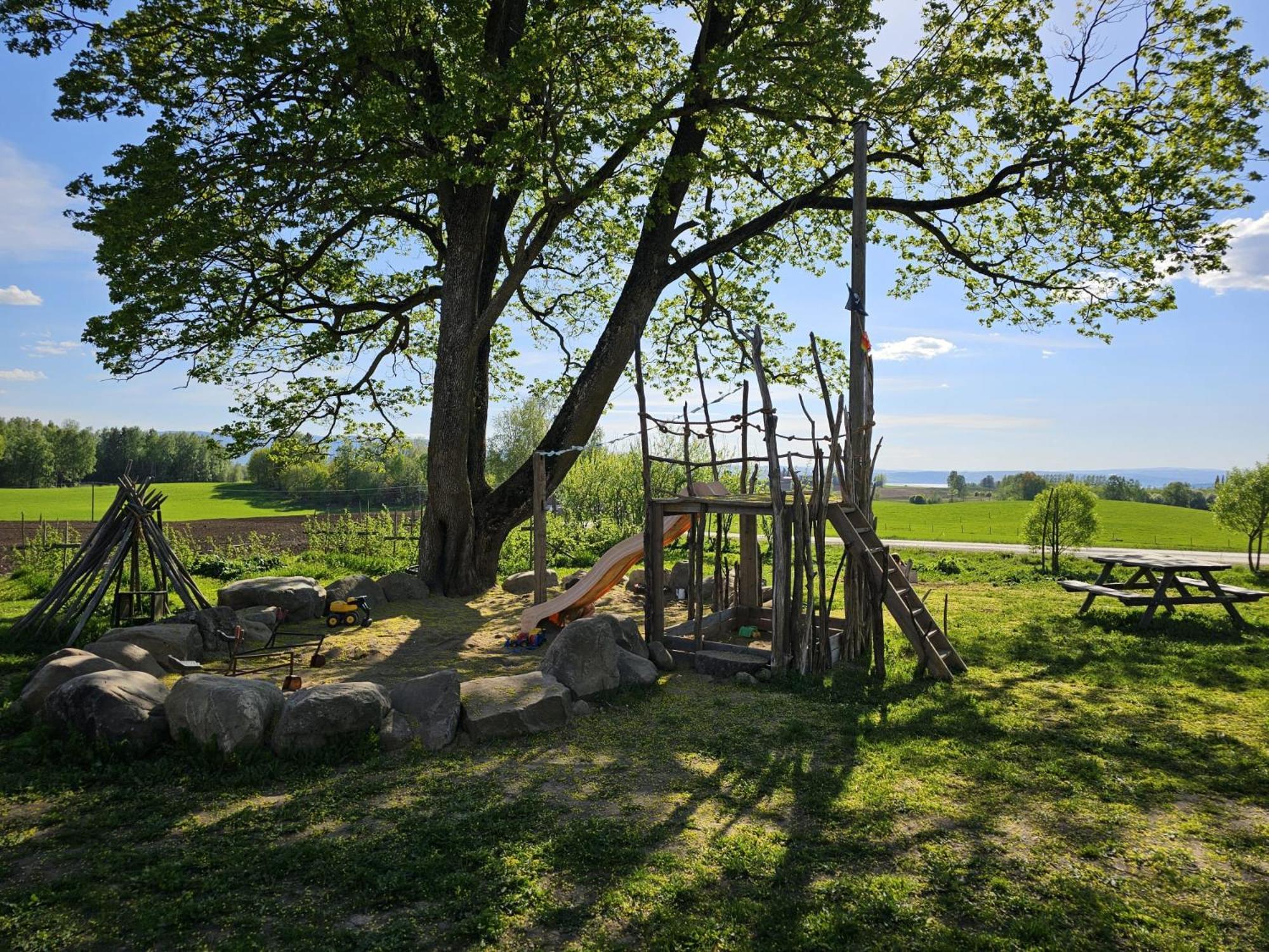 Fokhol Gård Hotell Stange Exteriör bild